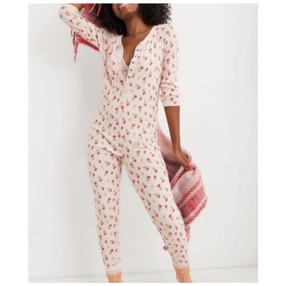 NWT Aerie Floral Snap Waffle One Piece Pajama Set - Picture 1 of 6